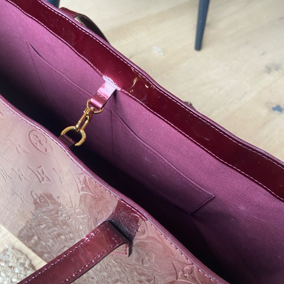 LOUIS VUITTON Wilshire GM Monogram Vernis Tote Bag Burgundy - Picture 11 of 12